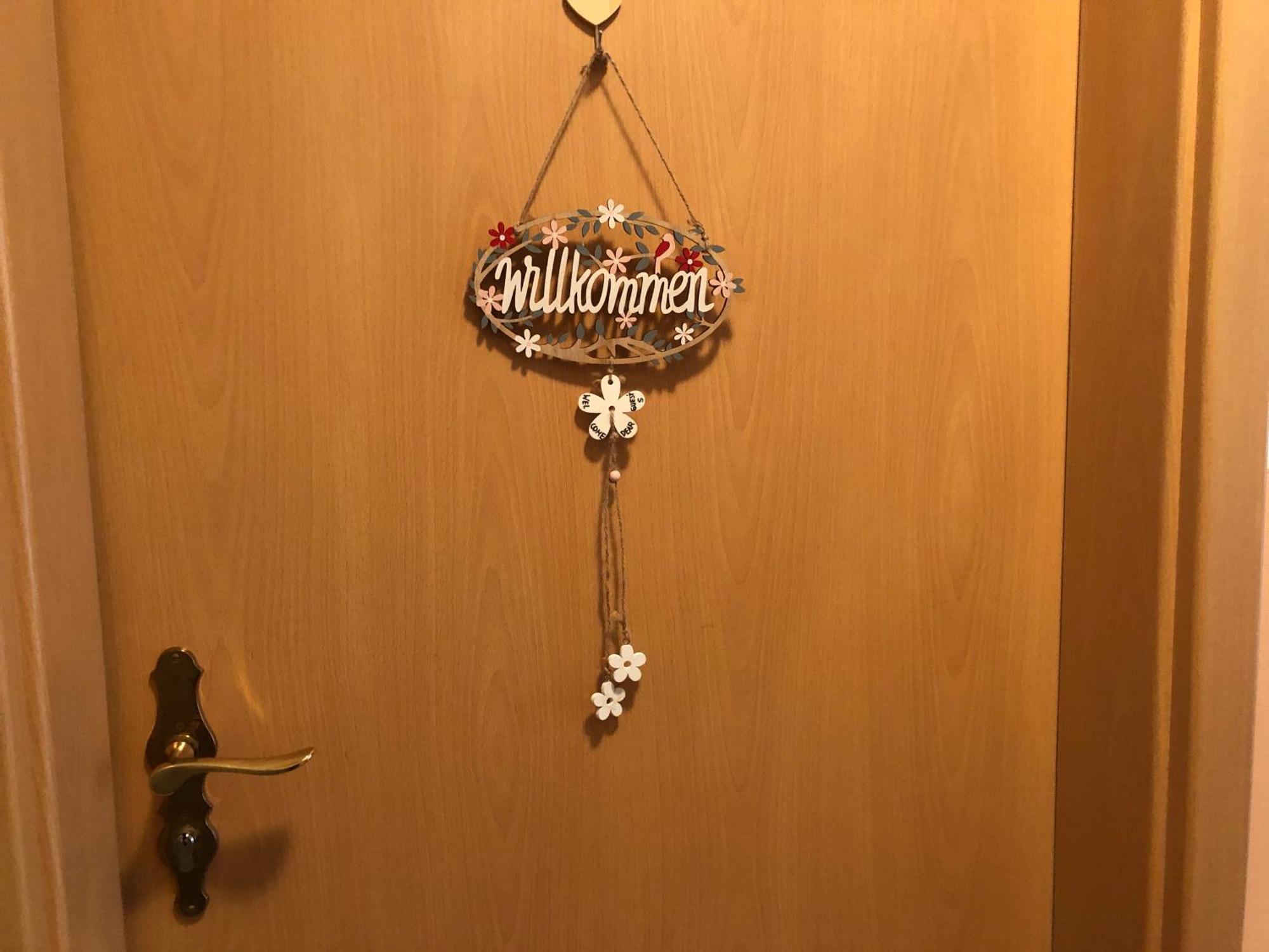 Schoene Ferienwohnung In Bahnhofsnaehe Fuer Urlaub, Studium Oder Arbeit Deggendorf Exteriör bild